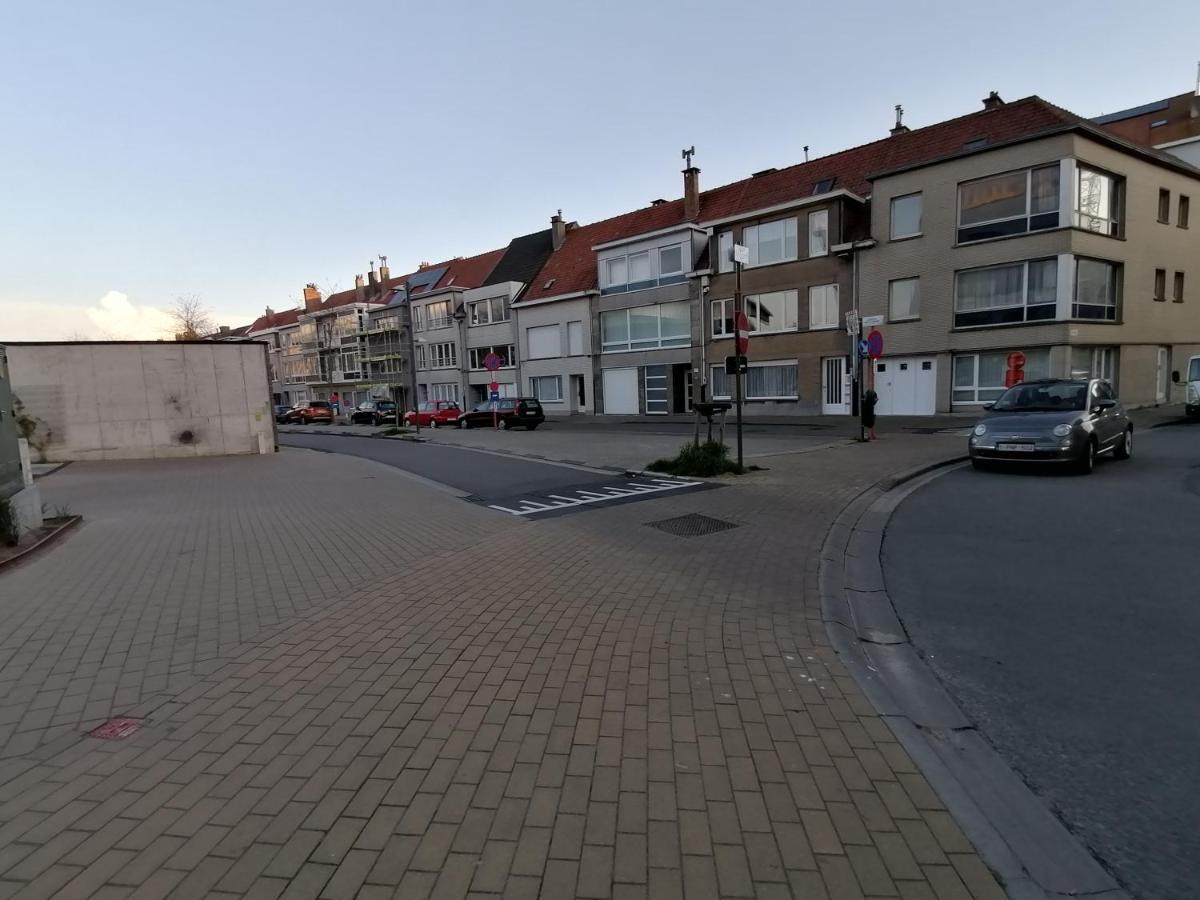 Bartine - Modern And Spacious Flat Near The Sea, Free Parking Space Oostende Dış mekan fotoğraf